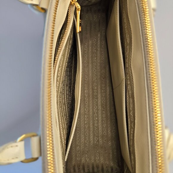 Prada Galleria MM Off-White Saffiano Leather Tote | Strap + Entrupy | Rank A - Picture 12 of 16